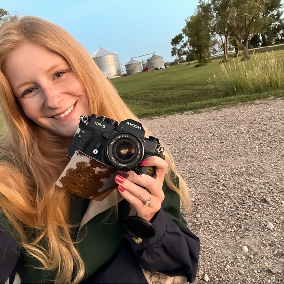 Meet your Posher, Erika - Picture 4 of 9